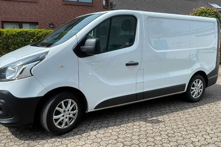 Renault Trafic 212.115 km 7.950 &euro; Bremen 28207