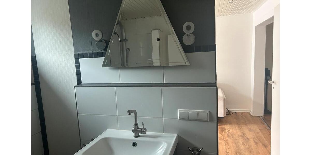 Erdgeschoßwohnung Bremen Gröpelingen - 1 Zimmer, 30 m&sup2;, 700&euro; | Angebot:26491761