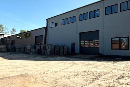 Moderne Gewerbefläche mit Büroeinbau in Ritterhude zimmer