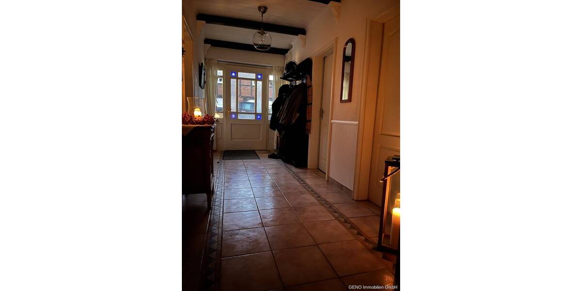 Mehrfamilienhaus, Wohnhaus Berne Weserdeich - 9 Zimmer, 211 m&sup2;, 379.000&euro; | Angebot:26816776