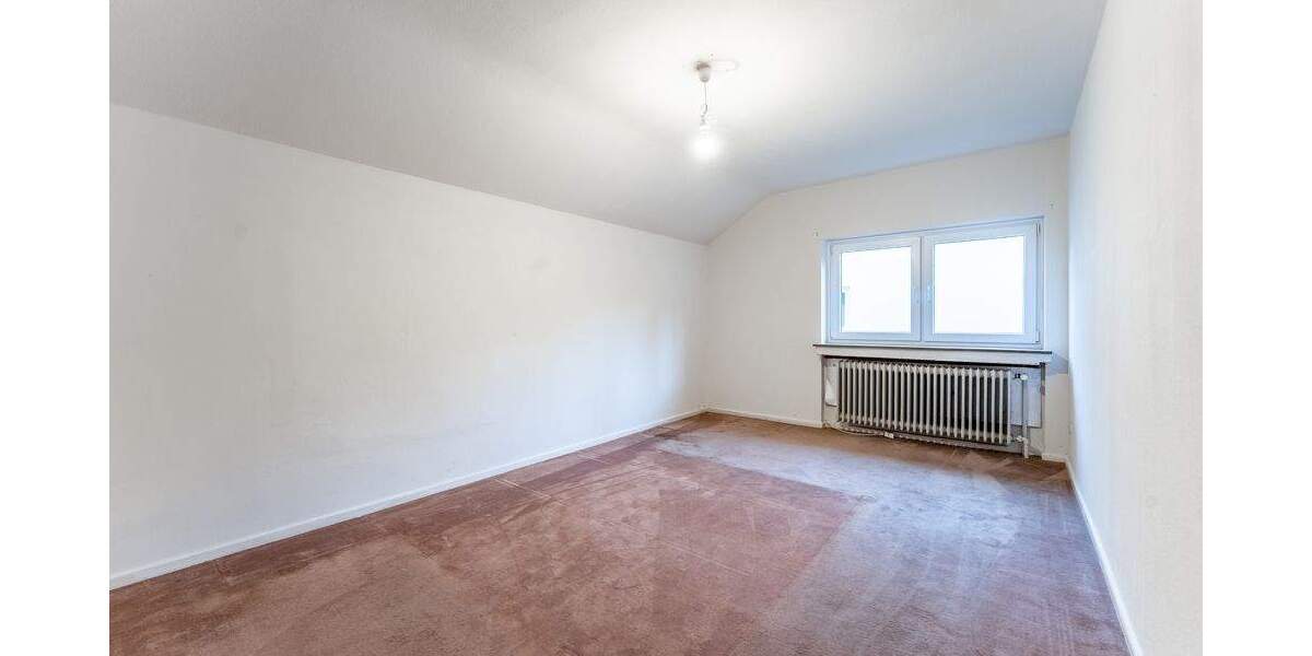 Einfamilienhaus Bremen / Oberneuland Oberneuland - 8 Zimmer, 220 m&sup2;, 499.000&euro; | Angebot:25680902