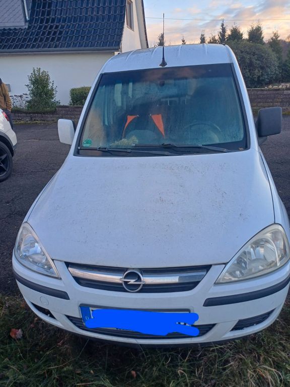 Opel Combo 380.000 km 1.001 € Bremen 28217