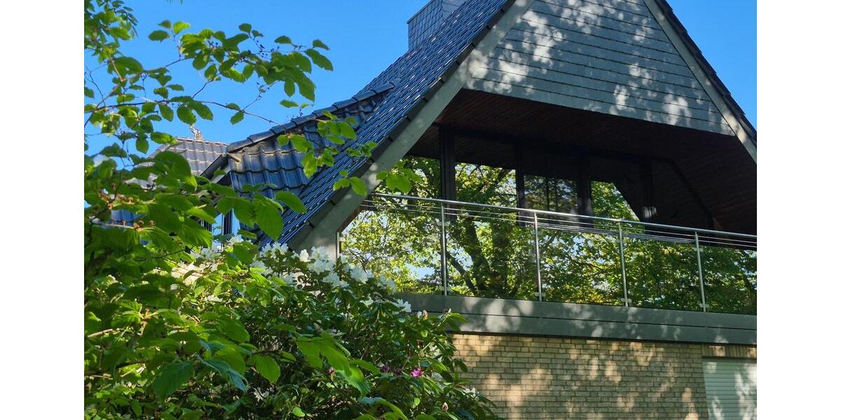 Dachgeschoßwohnung Bremen Blumenthal - 3 Zimmer, 90 m&sup2;, 750&euro; | Angebot:26564778