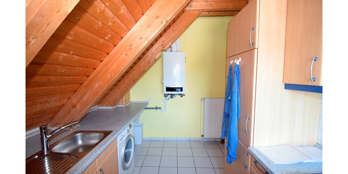 Gemütliche + renovierte Maisonette-Wohnung EBK, vielseitig nutzbarer Spitzboden Garage + Stellplatz - Etagenwohnung Syke / Steimke Steimke | Angebot:24149149