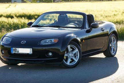 Mazda MX-5 114.000 km 8.490 &euro; Bremen 28325