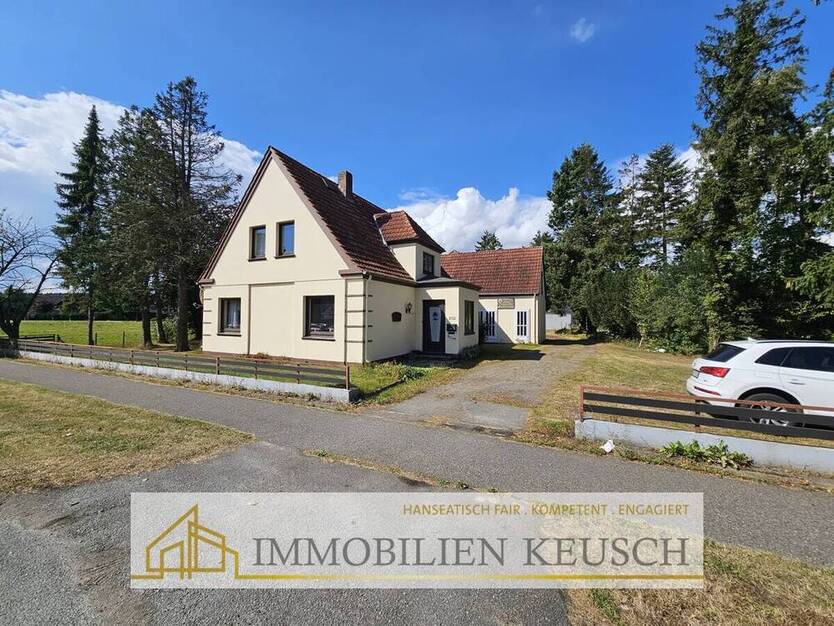 Sehr großzügig Wohnen & Gewerbe auf großem Grundstück mit viel Platz - 4 Garagen + div. Stellplätze 1 zimmer