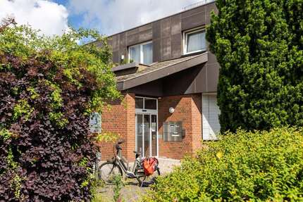 Haus Delmenhorst Düsternort - 8 Zimmer, 208 m&sup2;, 695.000&euro; | Angebot:26004030