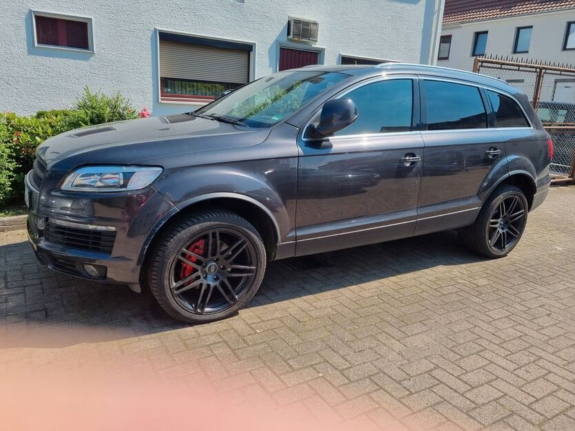 Audi Q7 257.000 km 7.600 € bremen 28239