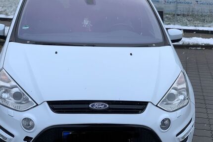 Ford S-Max 208.000 km 7.300 &euro; Delmenhorst 27755