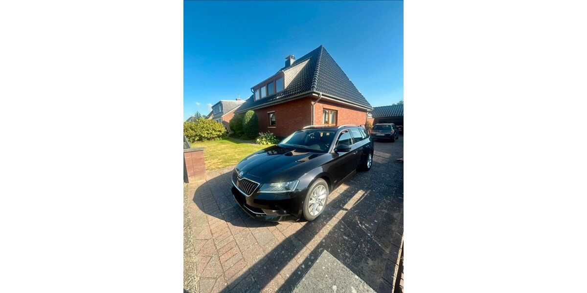 Skoda Superb 180.000 km 12.500 &euro; Bremen 28779