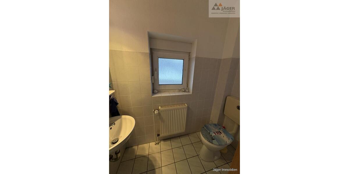 Dachgeschoßwohnung Ganderkesee - 3 Zimmer, 80 m&sup2;, 650&euro; | Angebot:24672730