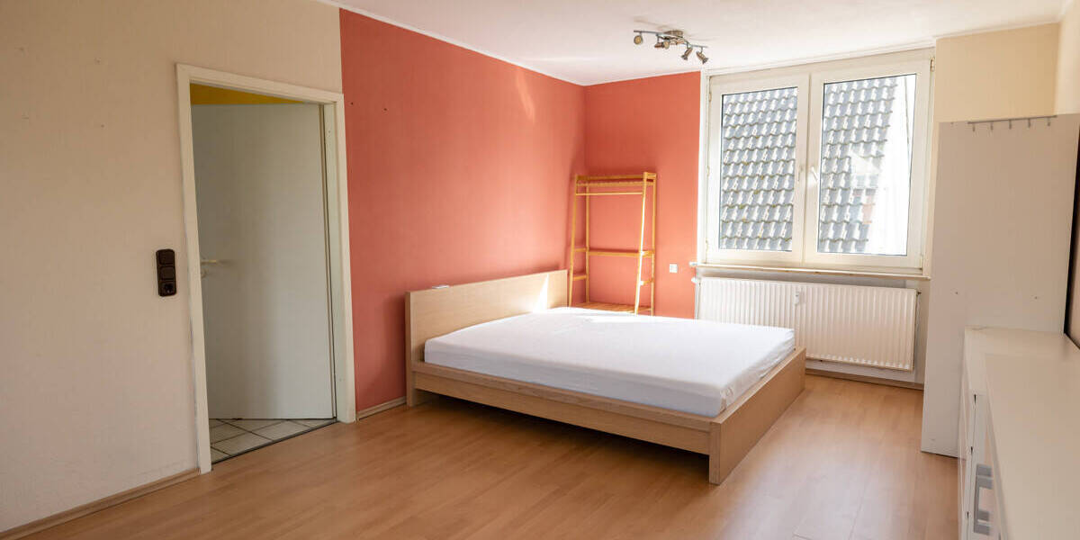 Etagenwohnung Delmenhorst Mitte - 3 Zimmer, 90 m&sup2;, 142.000&euro; | Angebot:25691270