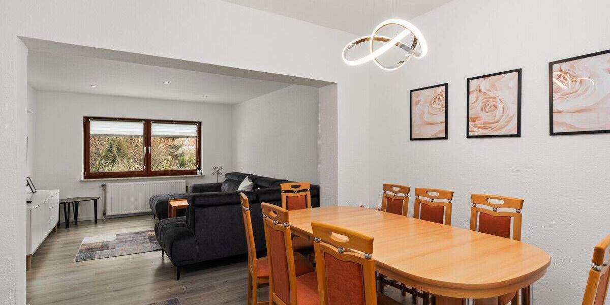 Mehrfamilienhaus, Wohnhaus Bremen Sebaldsbrück - 5 Zimmer, 119 m&sup2;, 329.000&euro; | Angebot:25741696