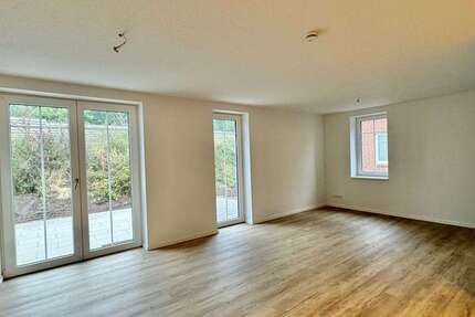 Haus Elsfleth - 4 Zimmer, 156 m&sup2;, 1.200&euro; | Angebot:25127791