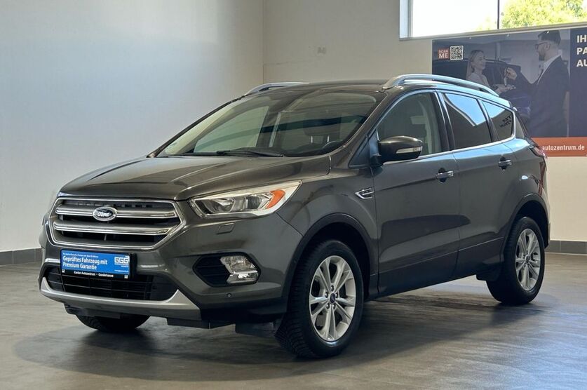 Ford Kuga 101.278 km 14.999 € Ganderkesee 27777