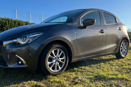 Mazda 2 63.000 km 14.100 &euro; Stuhr 28816