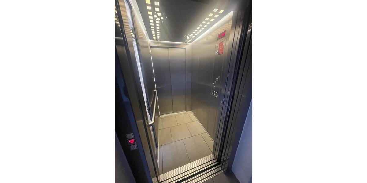 Etagenwohnung Bremen Gröpelingen - 3 Zimmer, 95 m&sup2;, 1.190&euro; | Angebot:23843427