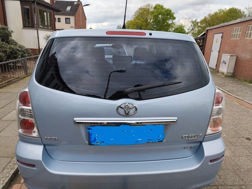 Corolla Verso