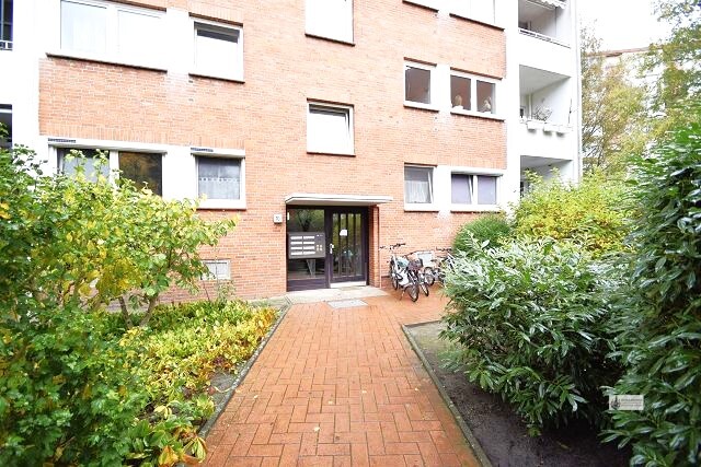 Gemütliche ETW + EBK + Balkon direkt am Sodenmattsee sehr gepflegter Zustand für 1 Pärchen mit 1 Kind - Etagenwohnung Bremen / Huchting Huchting | Angebot:27053509