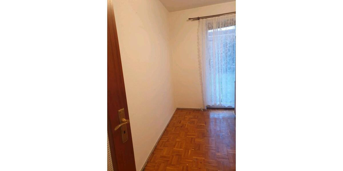 Erdgeschoßwohnung Oyten - 4 Zimmer, 120 m&sup2;, 1.100&euro; | Angebot:26392512