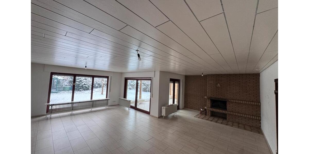 Einfamilienhaus Oyten - 1 Zimmer, 108 m&sup2;, 1.500&euro; | Angebot:25131405