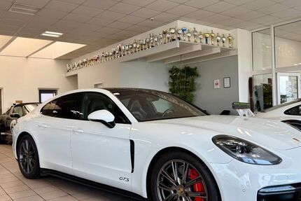 Porsche Panamera 210.587 km 52.850 &euro; Stuhr-Bremen 28816