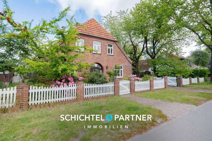 Haus zum Kaufen in Bassum 349.000 € 184.04 m²