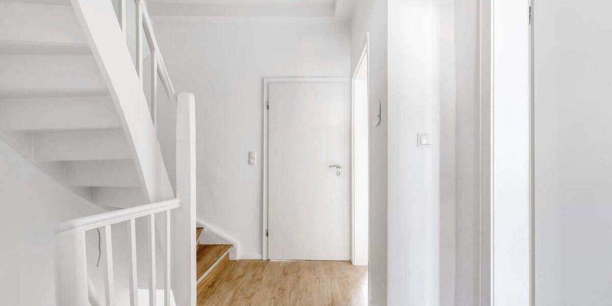 Reihenmittelhaus Bremen Hohentor - 6 Zimmer, 229 m&sup2;, 390&euro; | Angebot:26879417