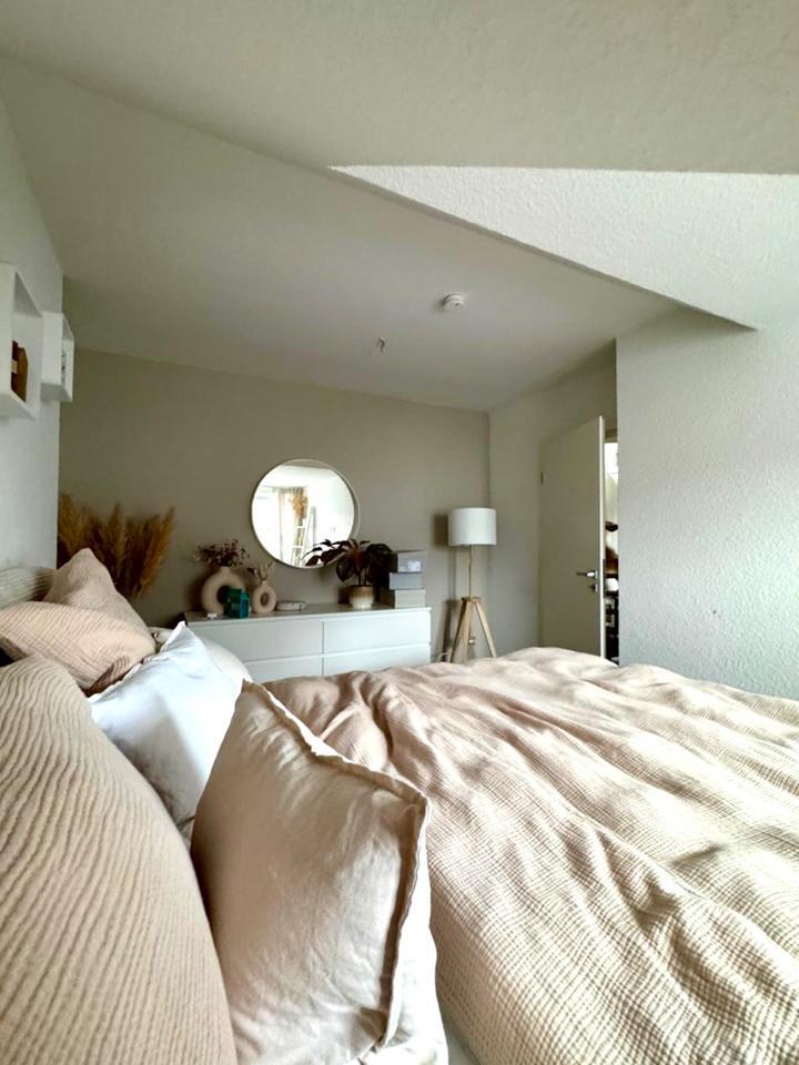 Stilvolle, helle 3,5-Zimmer Wohnung mit EBK & großem Balkon zimmer