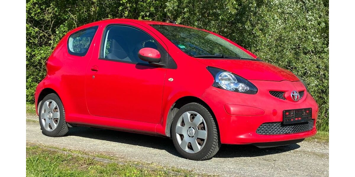 Toyota Aygo (X) 181.000 km 1.890 &euro; Bremen 28197