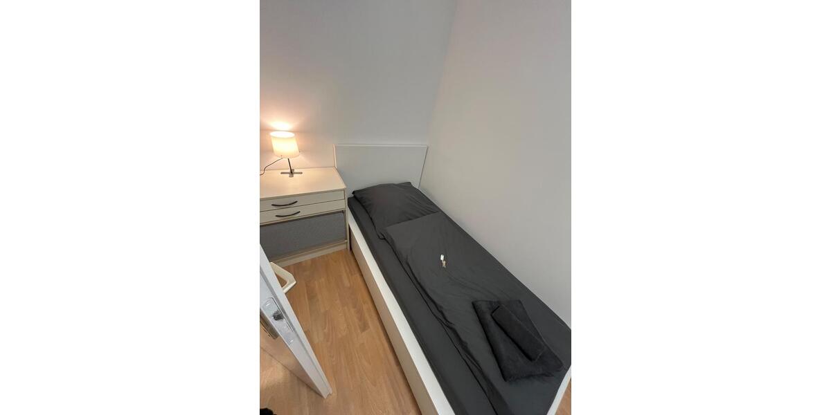 Etagenwohnung Bremen Hemelingen - 8 Zimmer, 153 m&sup2;, 385.000&euro; | Angebot:27250961