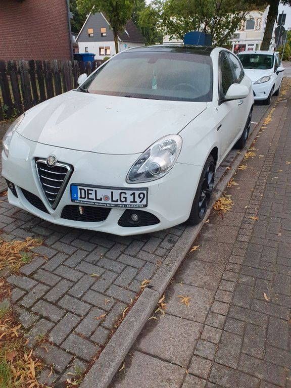 Alfa Romeo Giulietta 176.000 km 5.500 € Delmenhorst 27755