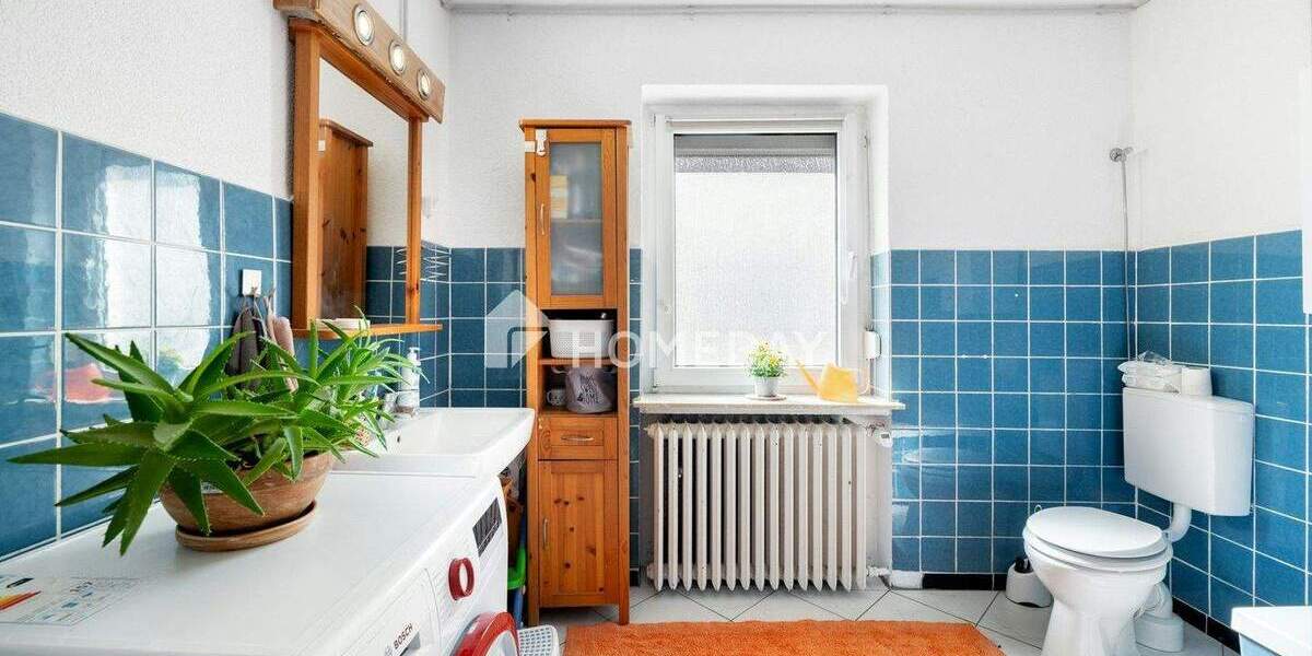 Bezugsfrei ab 01.07.26 - Zweifamilienhaus mit Gartenanteil & Terrasse 7 zimmer