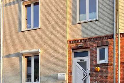 Haus zum Kaufen in Bremen 359.000 € 140 m² 6 zimmer