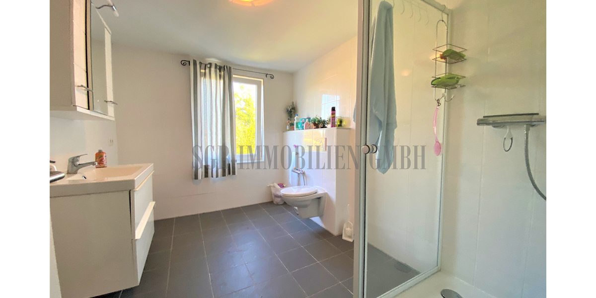 Anlage: Bremen-Osterfeuerberg: Modernisiertes Rotklinkerhaus mit Garten (137 m² Wohn-Nutzfläche) - Einfamilienhaus Bremen-Osterfeuerberg Osterfeuerberg | Angebot:26634864