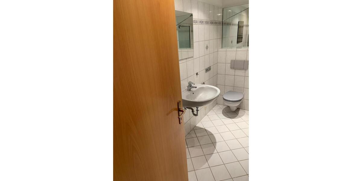 Etagenwohnung Bremen Vegesack - 3 Zimmer, 82 m&sup2;, 900&euro; | Angebot:26522887