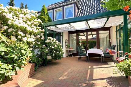 Haus Stuhr - 5 Zimmer, 129 m&sup2;, 349.000&euro; | Angebot:26556503