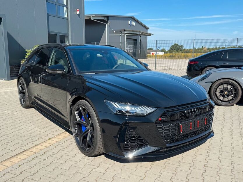 Audi RS6 1.200 km 134.470 € Oyten 28876