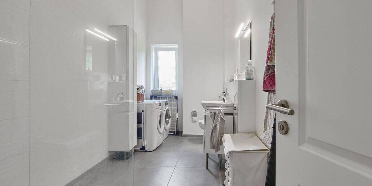 Etagenwohnung Oyten - 2 Zimmer, 81 m&sup2;, 1.075&euro; | Angebot:26891592