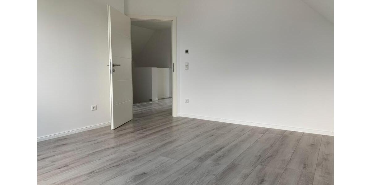 Doppelhaushälfte Ganderkesee - 4 Zimmer, 130 m&sup2;, 475.000&euro; | Angebot:27217623