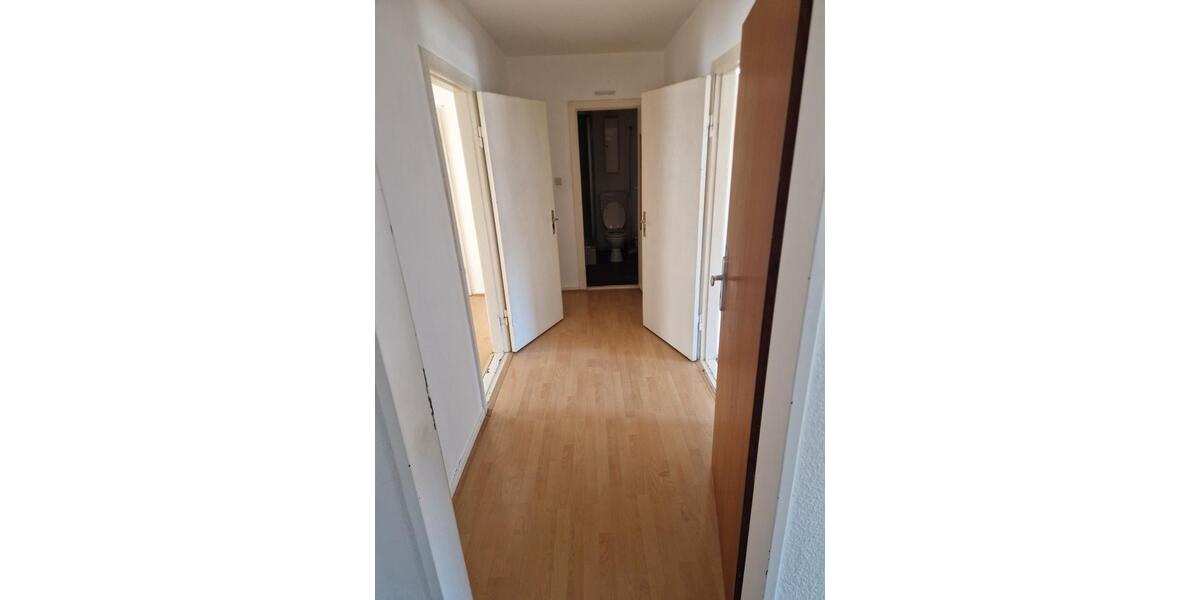 Dachgeschoßwohnung Bremen Findorff - 2.5 Zimmer, 53 m&sup2;, 168.000&euro; | Angebot:26124171