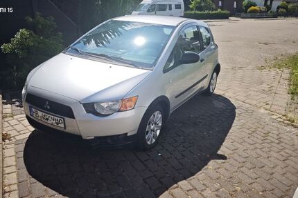 Mitsubishi Colt 62.000 km 4.321 &euro; Bremen 28779