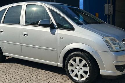 Opel Meriva 147.470 km 2.490 &euro; Bremen 28207