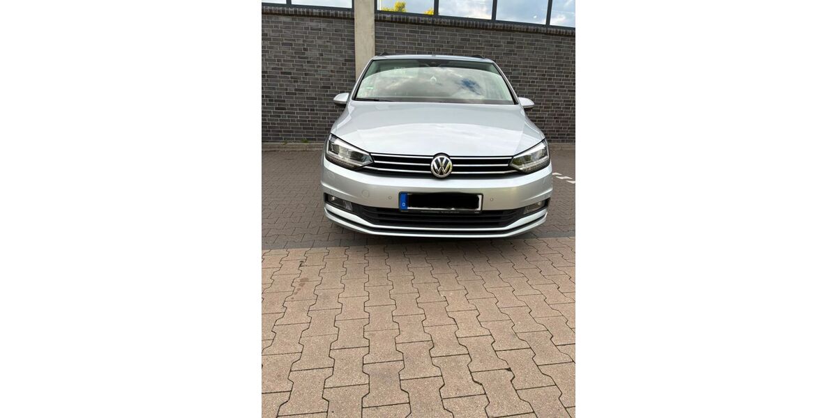 VW Touran 182.000 km 12.000 &euro; Bremen 28777