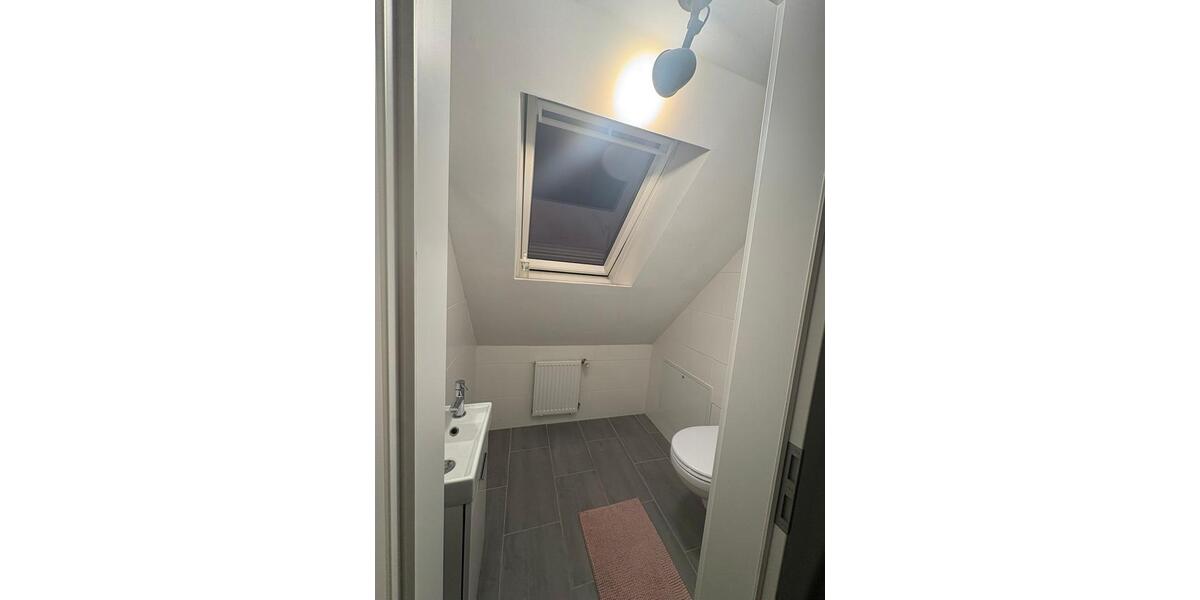 Dachgeschoßwohnung Delmenhorst Bungerhof - 5 Zimmer, 110 m&sup2;, 1.250&euro; | Angebot:26610303