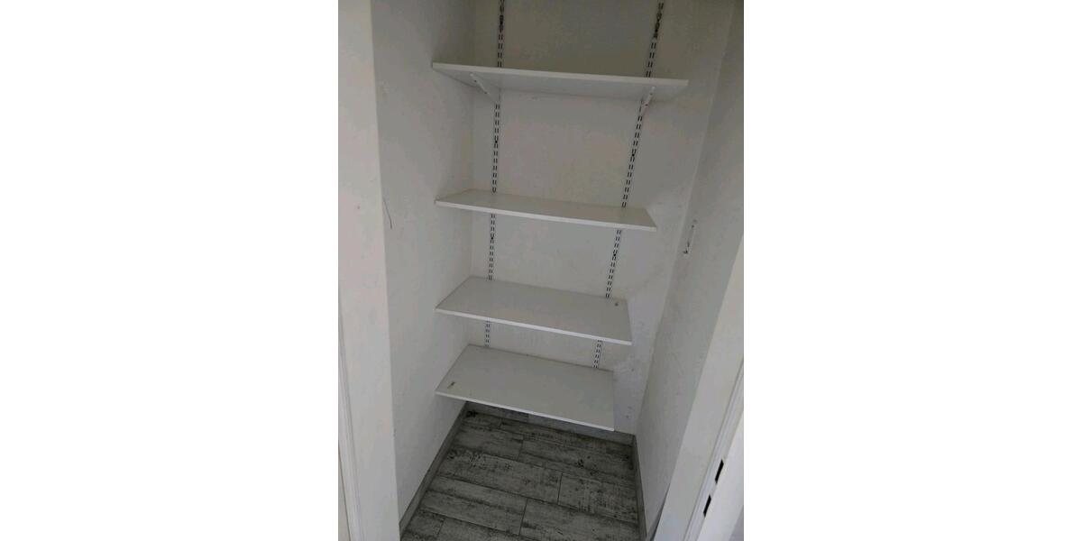 Mehrfamilienhaus, Wohnhaus Delmenhorst Bungerhof - 3 Zimmer, 72 m&sup2;, 180.000&euro; | Angebot:25929846