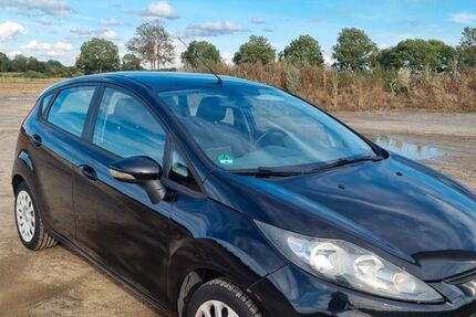 Ford Fiesta 132.000 km 3.500 &euro; Achim 28832