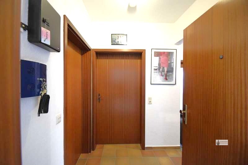 Frisch renovierte 2 Zi - Wohnung mit 67 m² Wfl. + Einbauküche mit Garage und Garten - Erdgeschoßwohnung Stuhr | Angebot:26283477