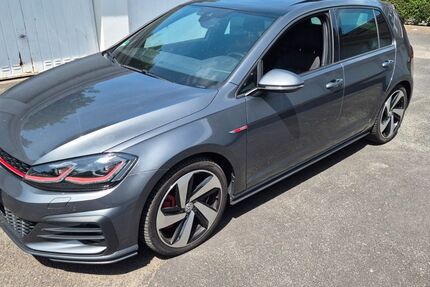 VW Golf 128.000 km 20.600 &euro; Bremen 28307