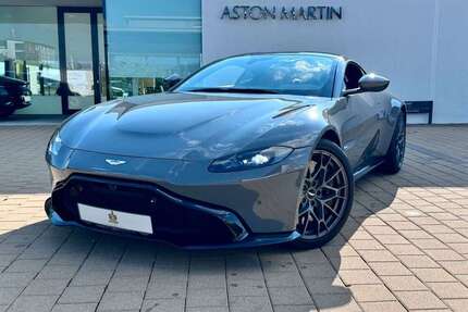 Aston Martin V8